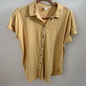 🌿🌿Comfy Button down short sleeve!! 🌿🌿
